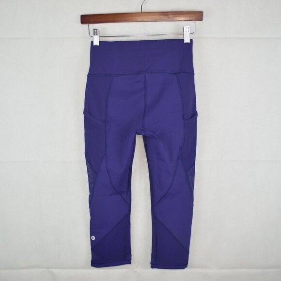 lululemon Fast As Light Crops Size 4 in Emperor Blue - Picture 3 of 4